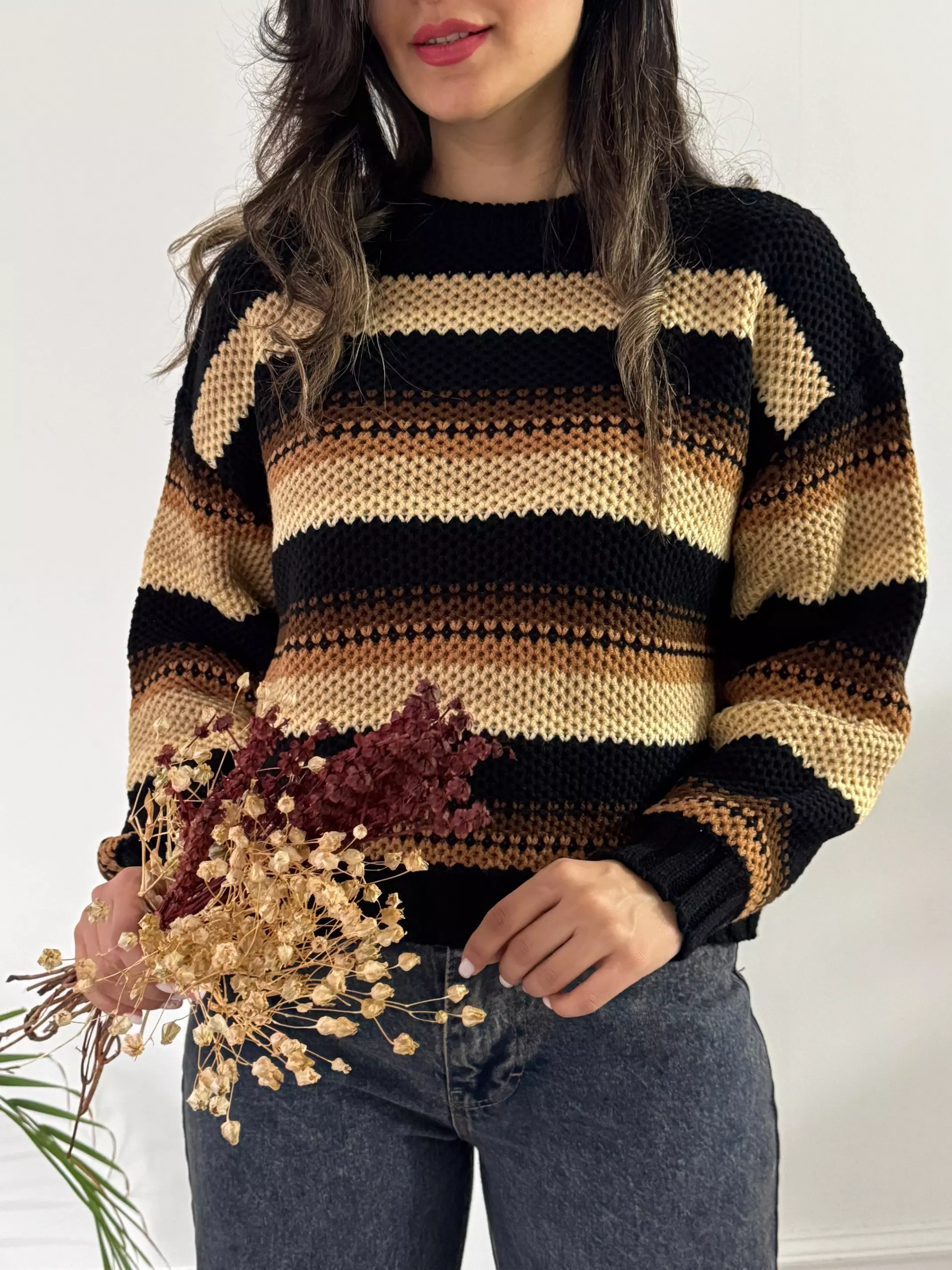 بافت پینترستی مایا